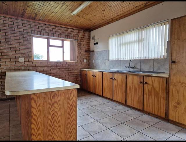 2 BEDROOM HOUSE FOR SALE IN FRANSKRAAL